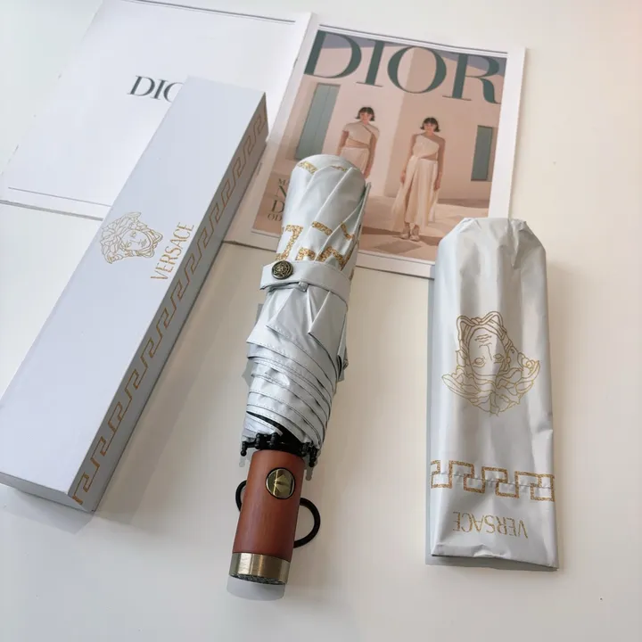 スーパーコピー ヴェルサーチ 傘