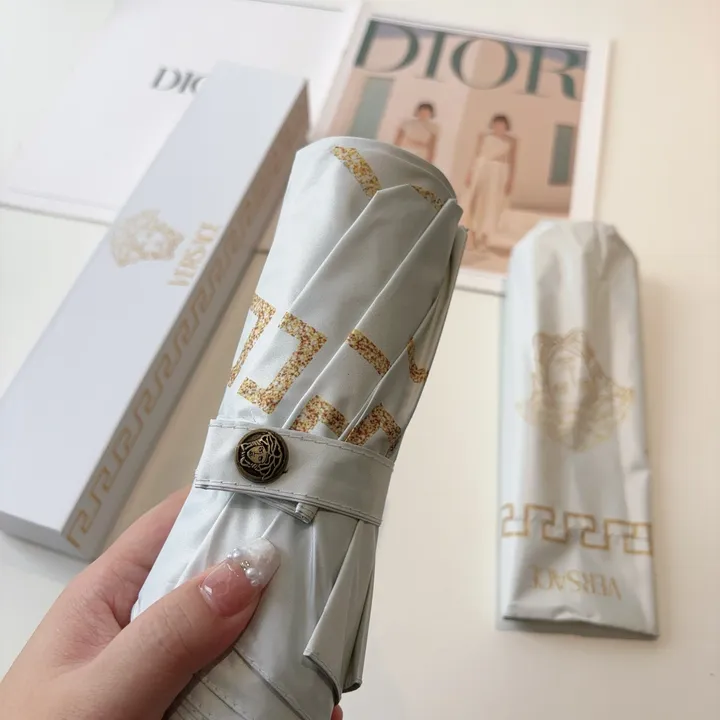 スーパーコピー ヴェルサーチ 傘