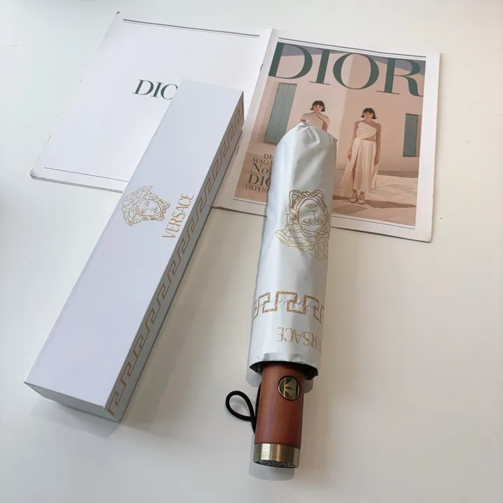 スーパーコピー ヴェルサーチ 傘