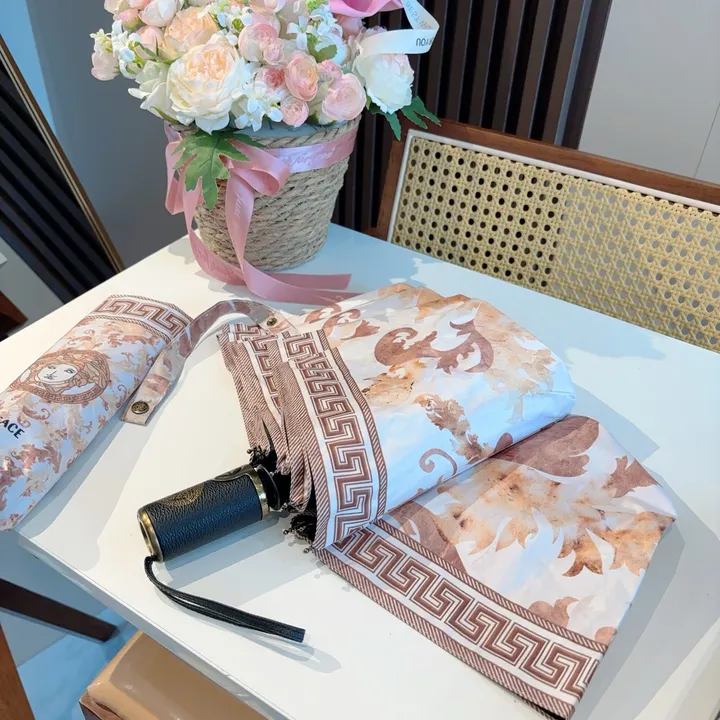 スーパーコピー ヴェルサーチ 傘