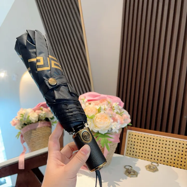 スーパーコピー ヴェルサーチ 傘