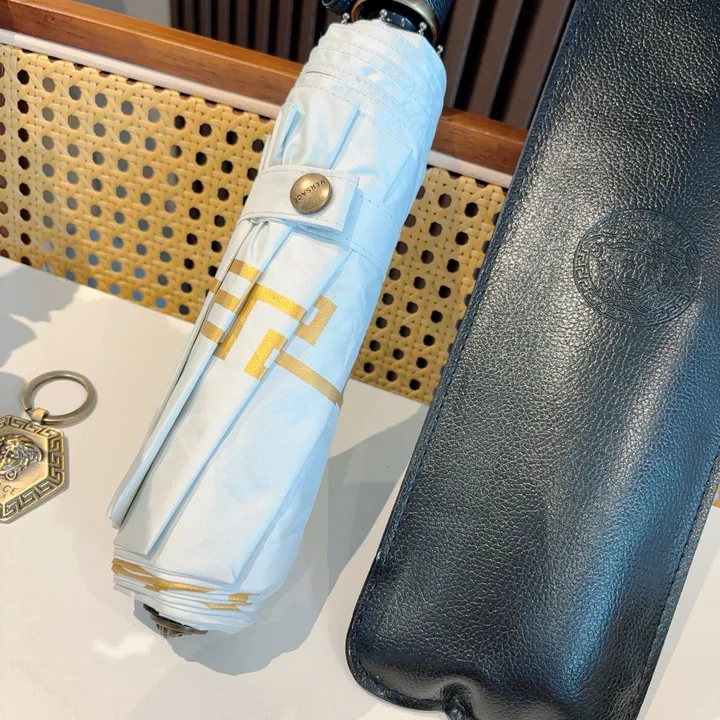 スーパーコピー ヴェルサーチ 傘