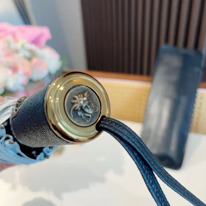 スーパーコピー ヴェルサーチ 傘