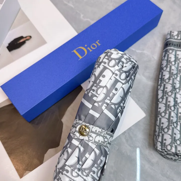 スーパーコピー グッチ 傘