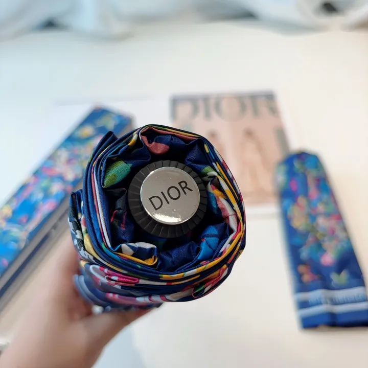 スーパーコピー グッチ 傘