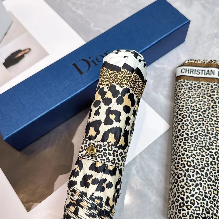 スーパーコピー グッチ 傘