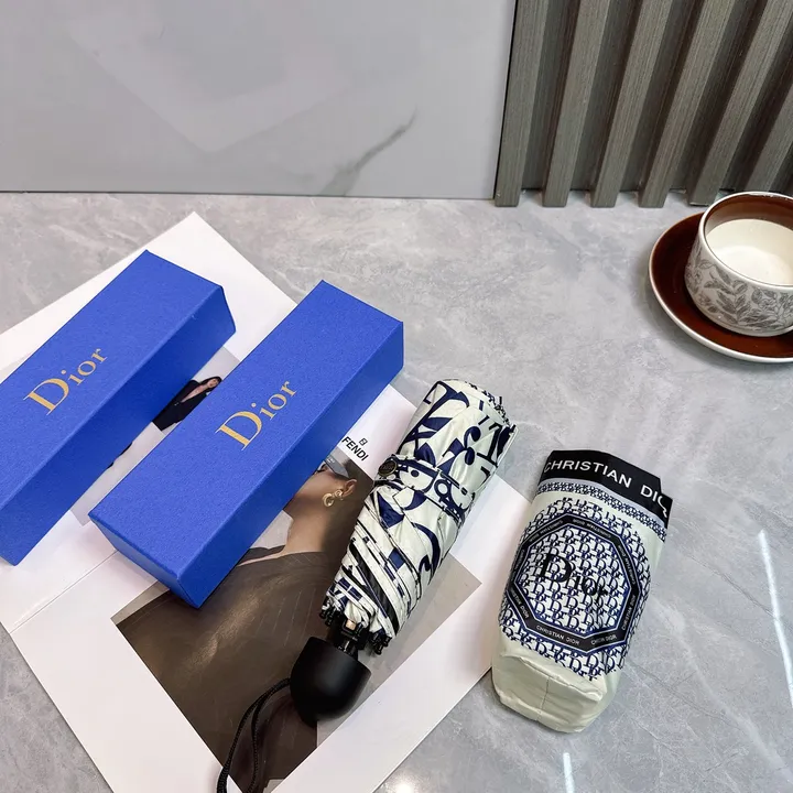 スーパーコピー グッチ 傘