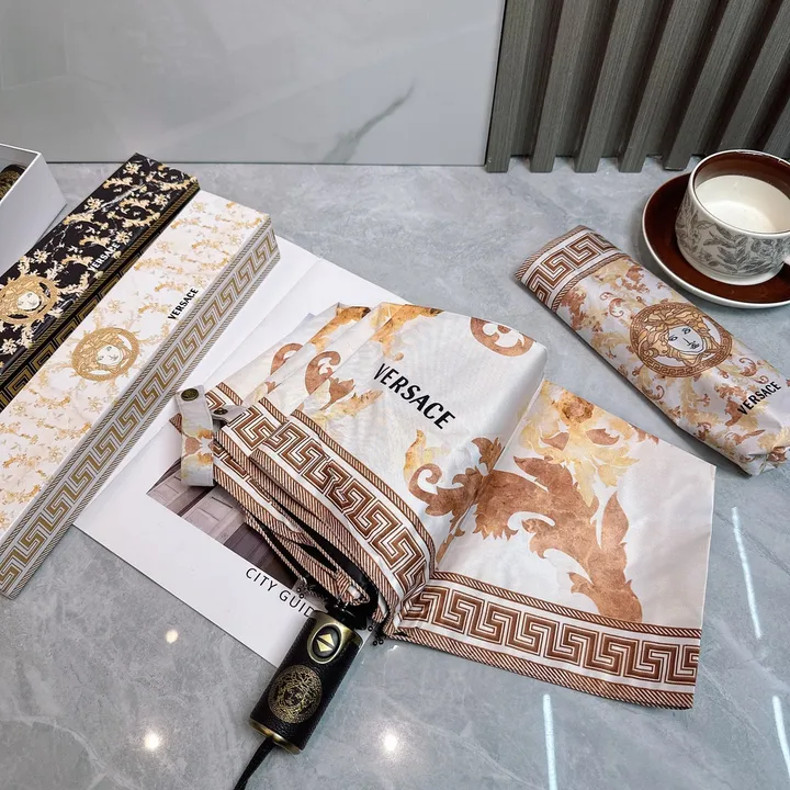 スーパーコピー ヴェルサーチ 傘