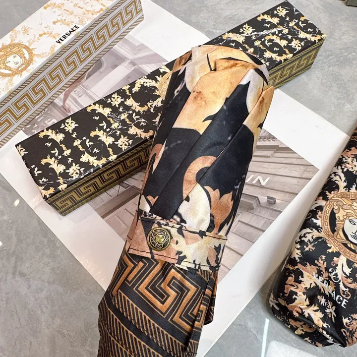 スーパーコピー ヴェルサーチ 傘