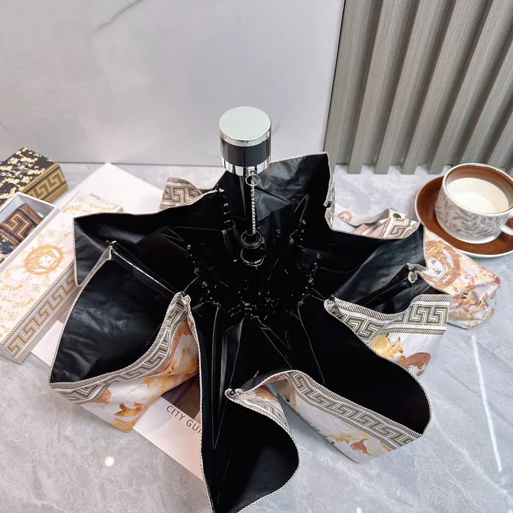 スーパーコピー ヴェルサーチ 傘