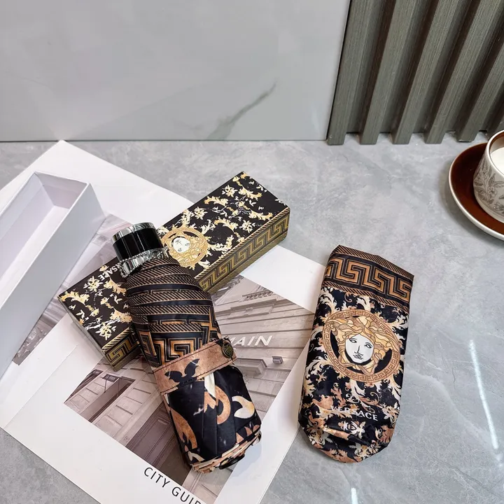 スーパーコピー ヴェルサーチ 傘