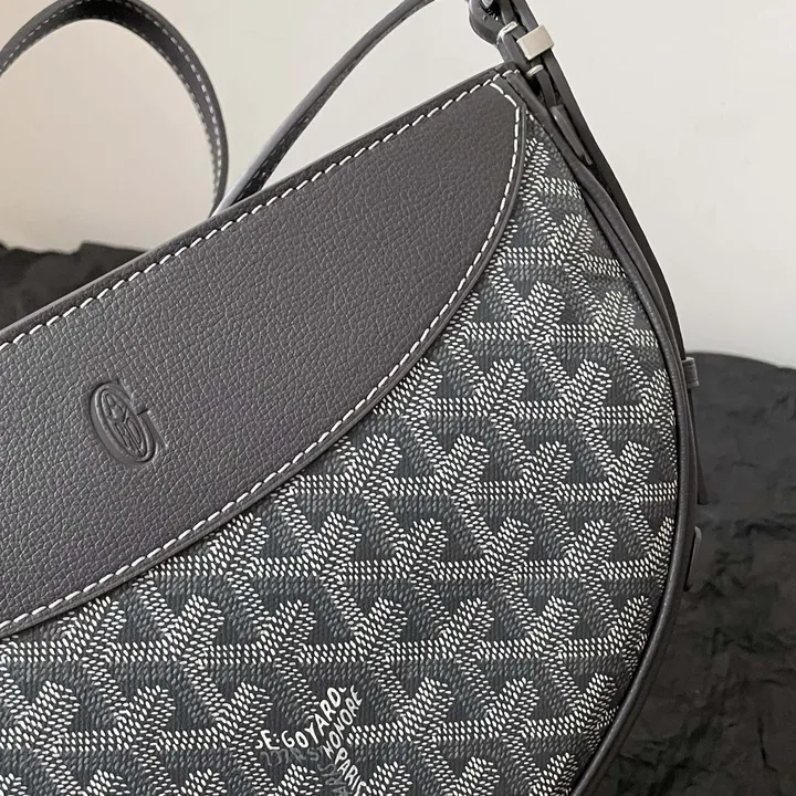 スーパーコピー ゴヤール 傘