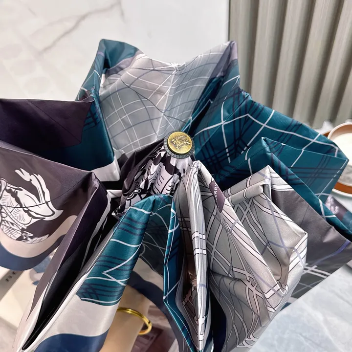 スーパーコピー バーバリー ス 傘