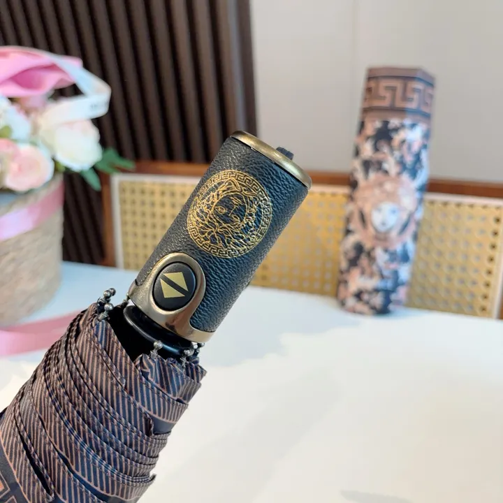 スーパーコピー ヴェルサーチ 傘