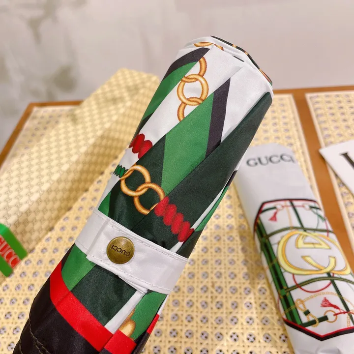 スーパーコピー グッチ 傘