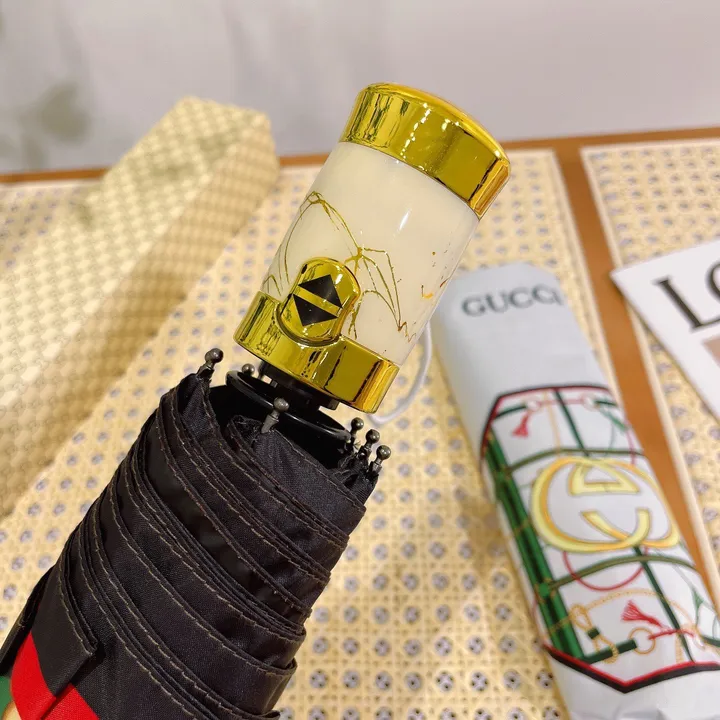 スーパーコピー グッチ 傘