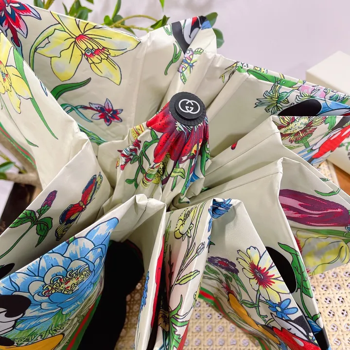 スーパーコピー グッチ 傘