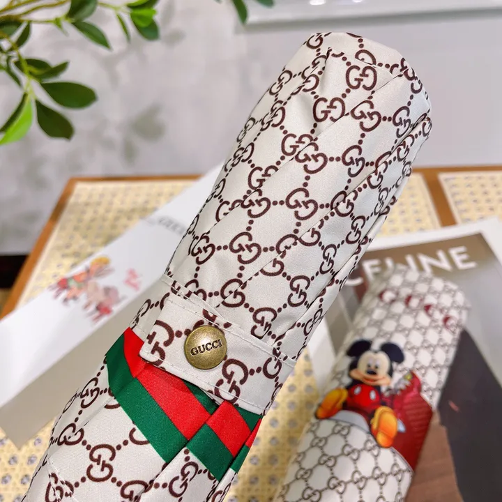 スーパーコピー グッチ 傘