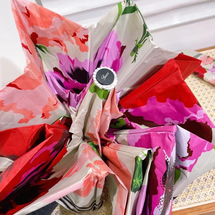 スーパーコピー グッチ 傘