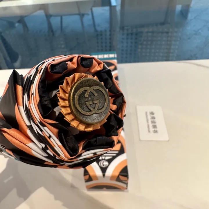 スーパーコピー グッチ 傘