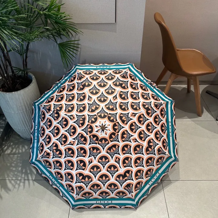 スーパーコピー グッチ 傘