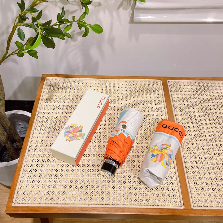 スーパーコピー グッチ 傘