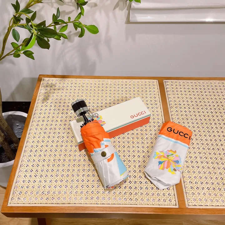 スーパーコピー グッチ 傘