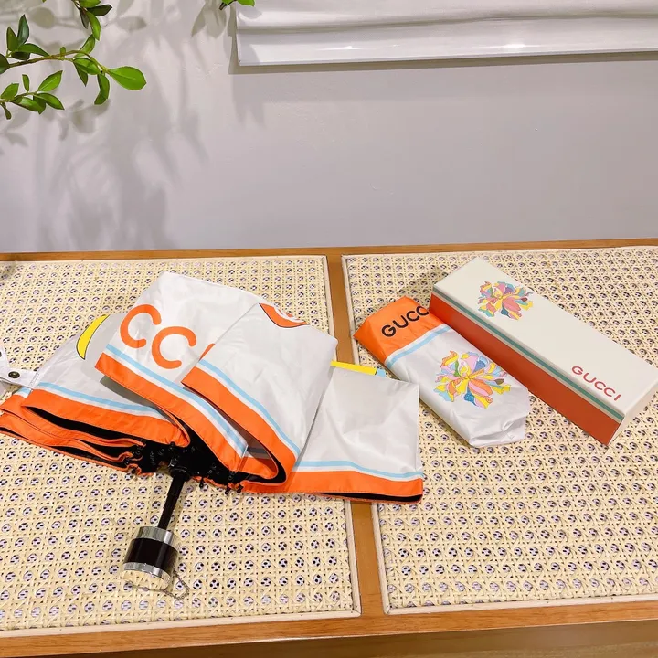 スーパーコピー グッチ 傘