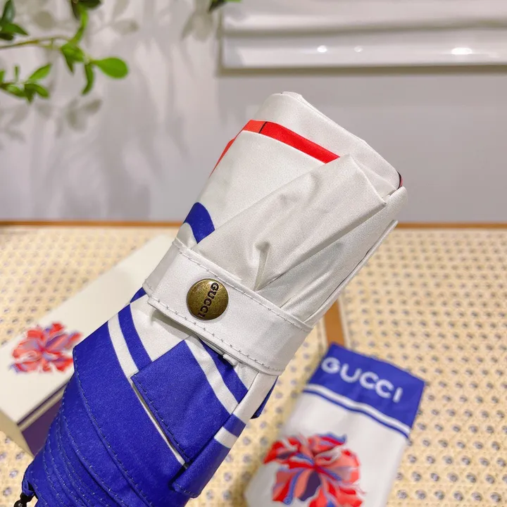 スーパーコピー グッチ 傘