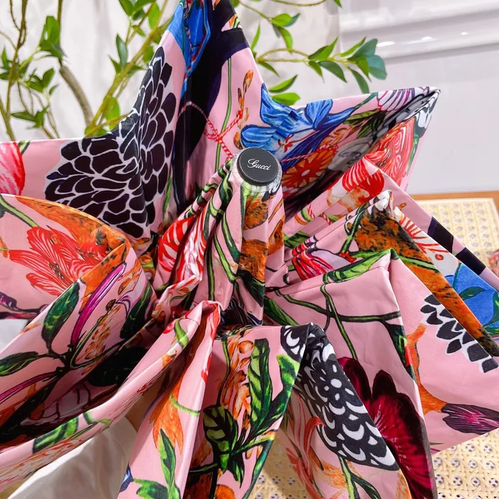 スーパーコピー グッチ 傘