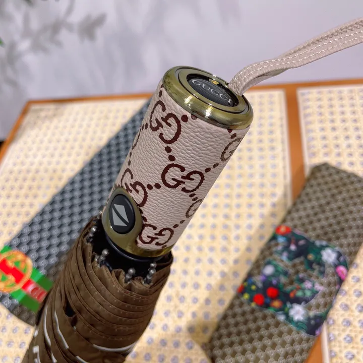 スーパーコピー グッチ 傘