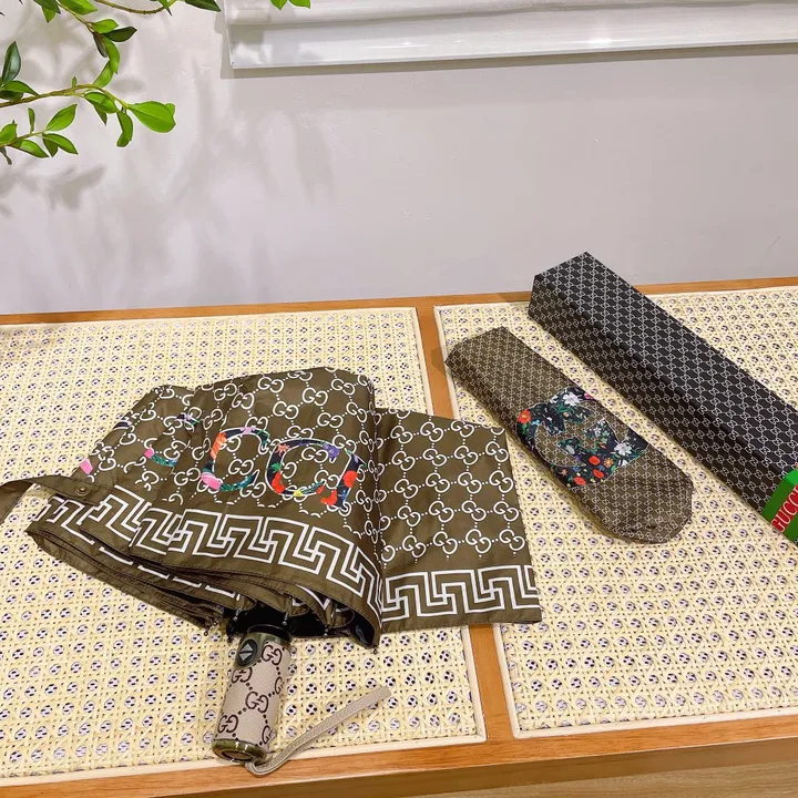 スーパーコピー グッチ 傘