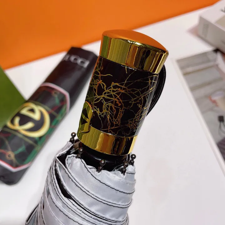 スーパーコピー グッチ 傘