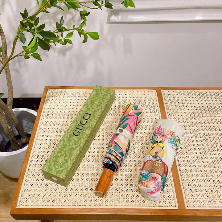 スーパーコピー グッチ 傘