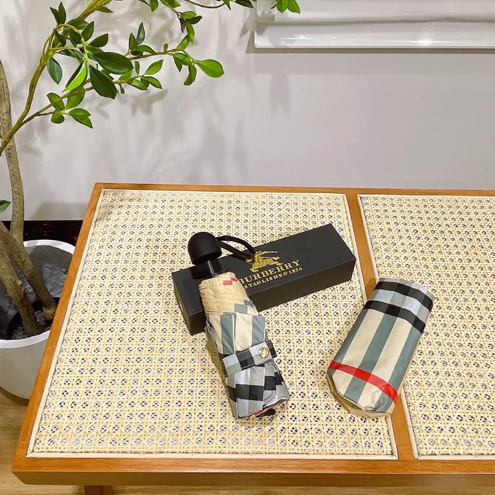 スーパーコピー バーバリー ス 傘