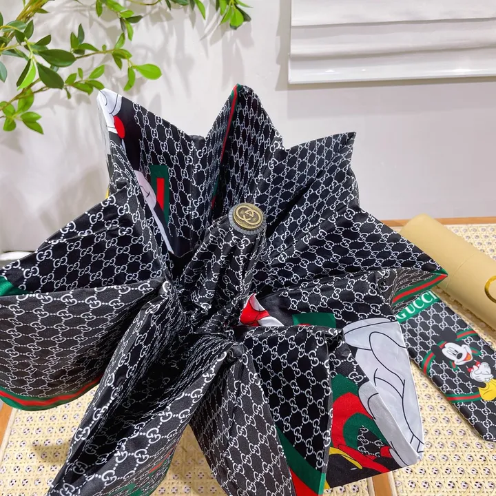 スーパーコピー グッチ 傘