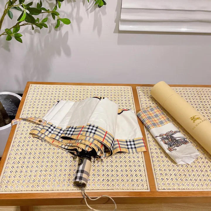 スーパーコピー バーバリー ス 傘