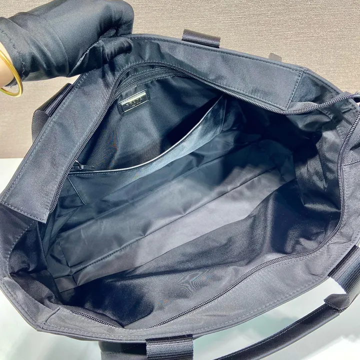 スーパーコピー プラダ 傘