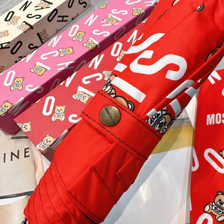 スーパーコピー カウズ 傘