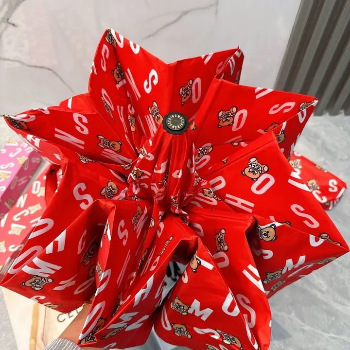 スーパーコピー カウズ 傘