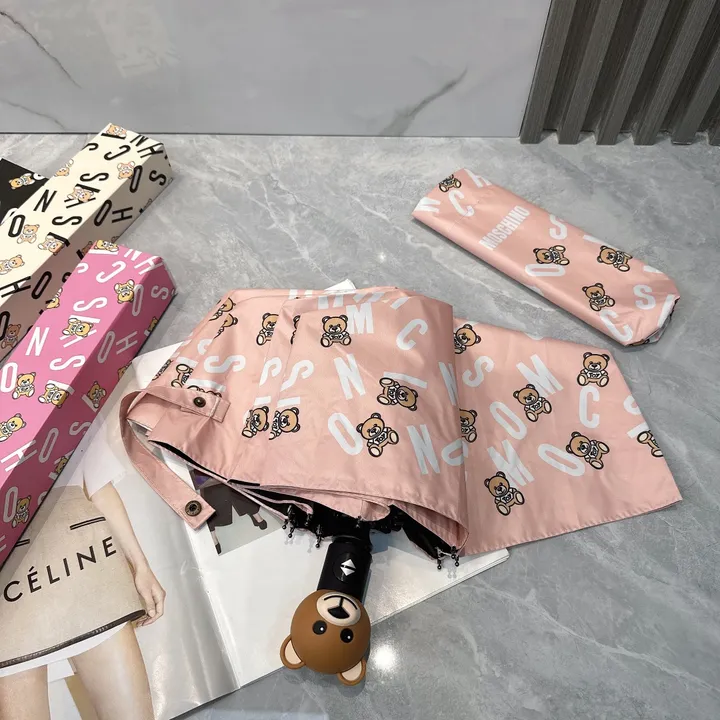 スーパーコピー カウズ 傘