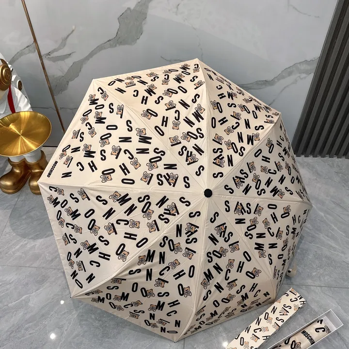 スーパーコピー カウズ 傘