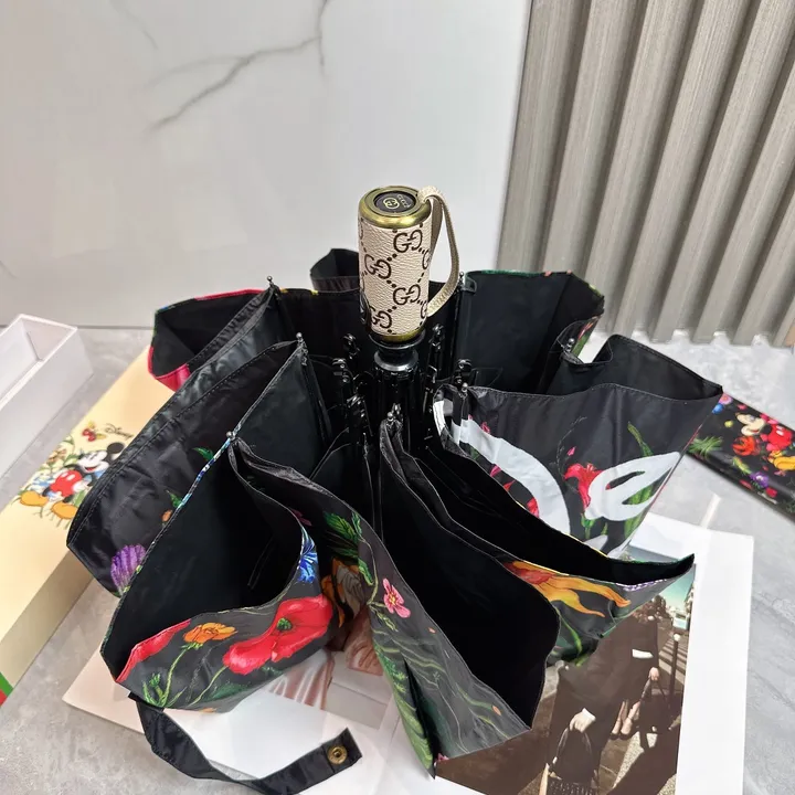 スーパーコピー グッチ 傘