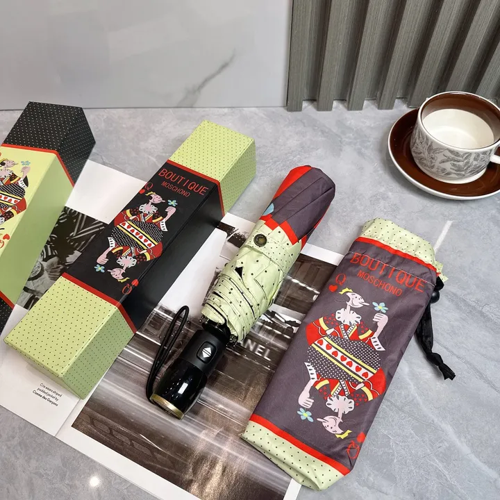 スーパーコピー カウズ 傘