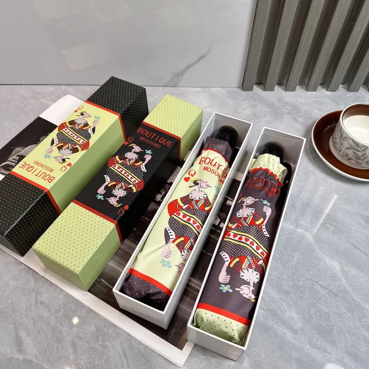 スーパーコピー カウズ 傘