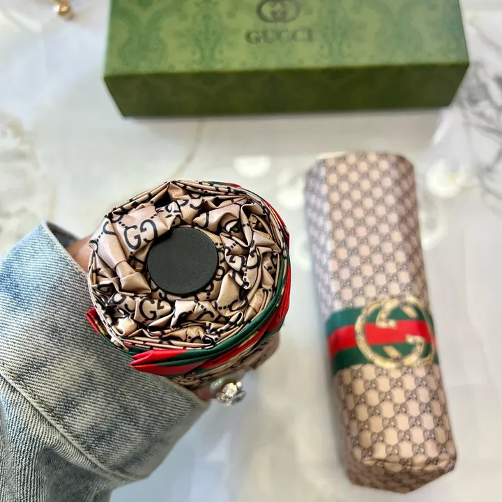 スーパーコピー グッチ 傘