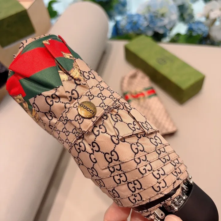 スーパーコピー グッチ 傘