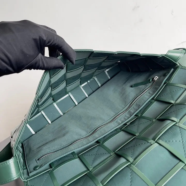 スーパーコピー ボッテガ ヴェネタ 傘