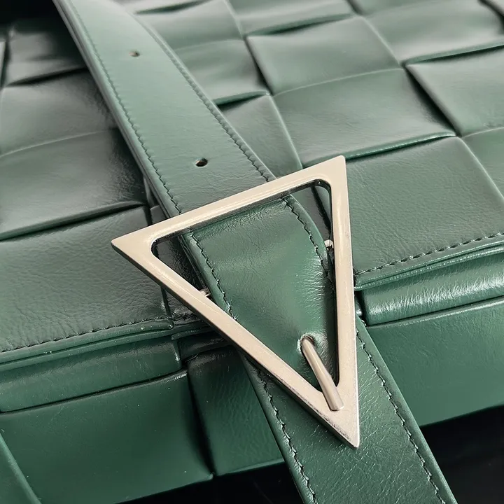 スーパーコピー ボッテガ ヴェネタ 傘