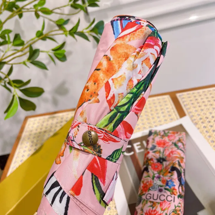 スーパーコピー グッチ 傘